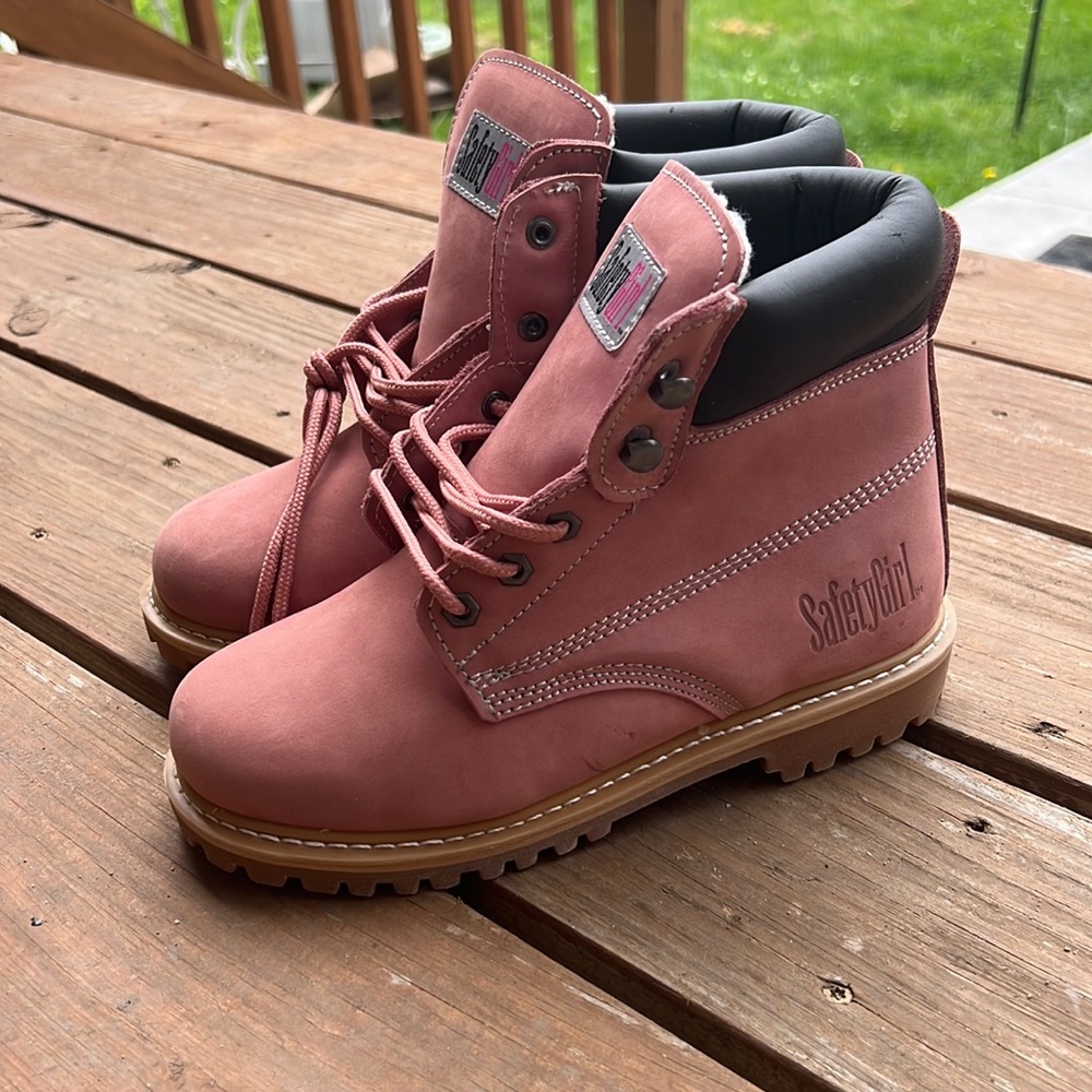 Size 7.5 Safety Girl steel toe boots